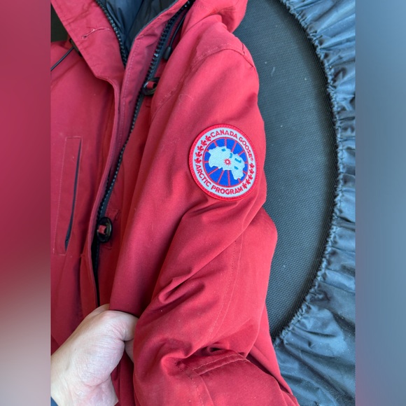 Canada Goose Jacket - Picture 5 of 6